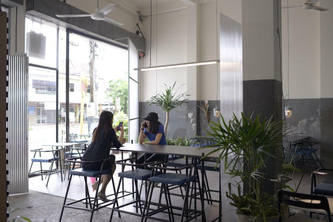 Soundsleep Hostel เชียงราย ภายนอก รูปภาพ